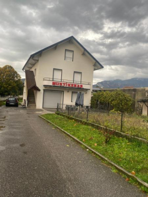 Maison 5 chambres 2 salons